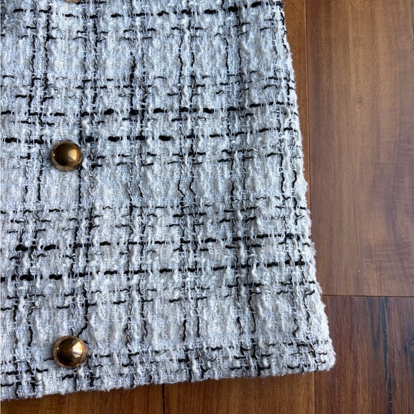 Cupshe Tweed Mini Skirt with Gold Buttons - Picture 3 of 4